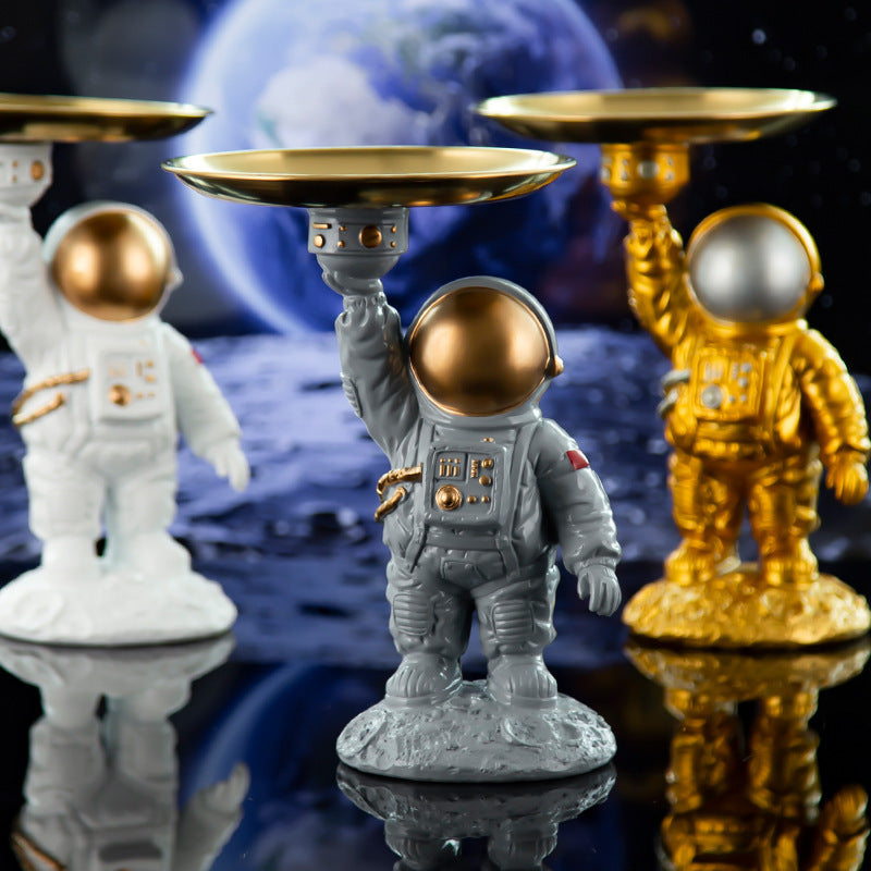 Creative Office Living Room Key Storage Astronaut Decoration