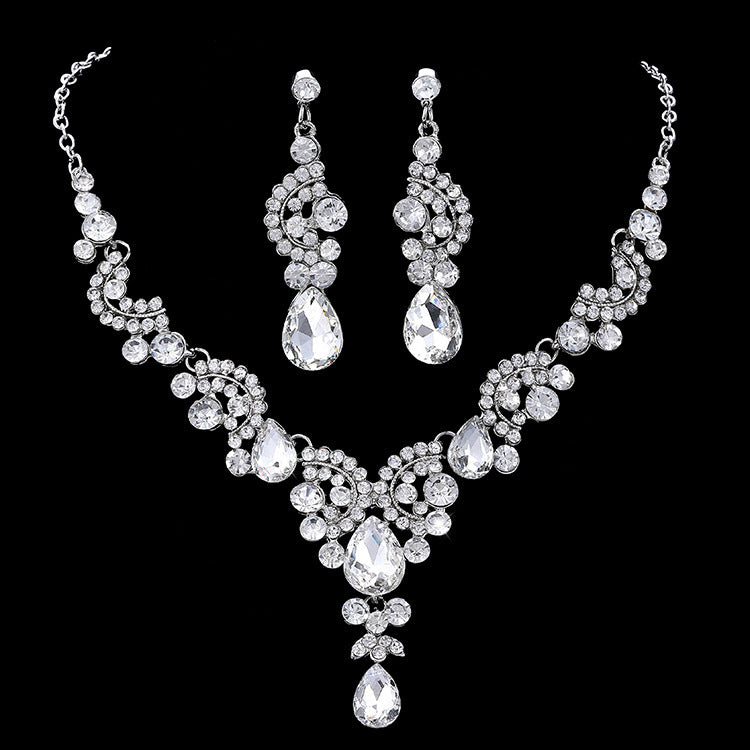 Bridal beautiful Fashion Necklace Set